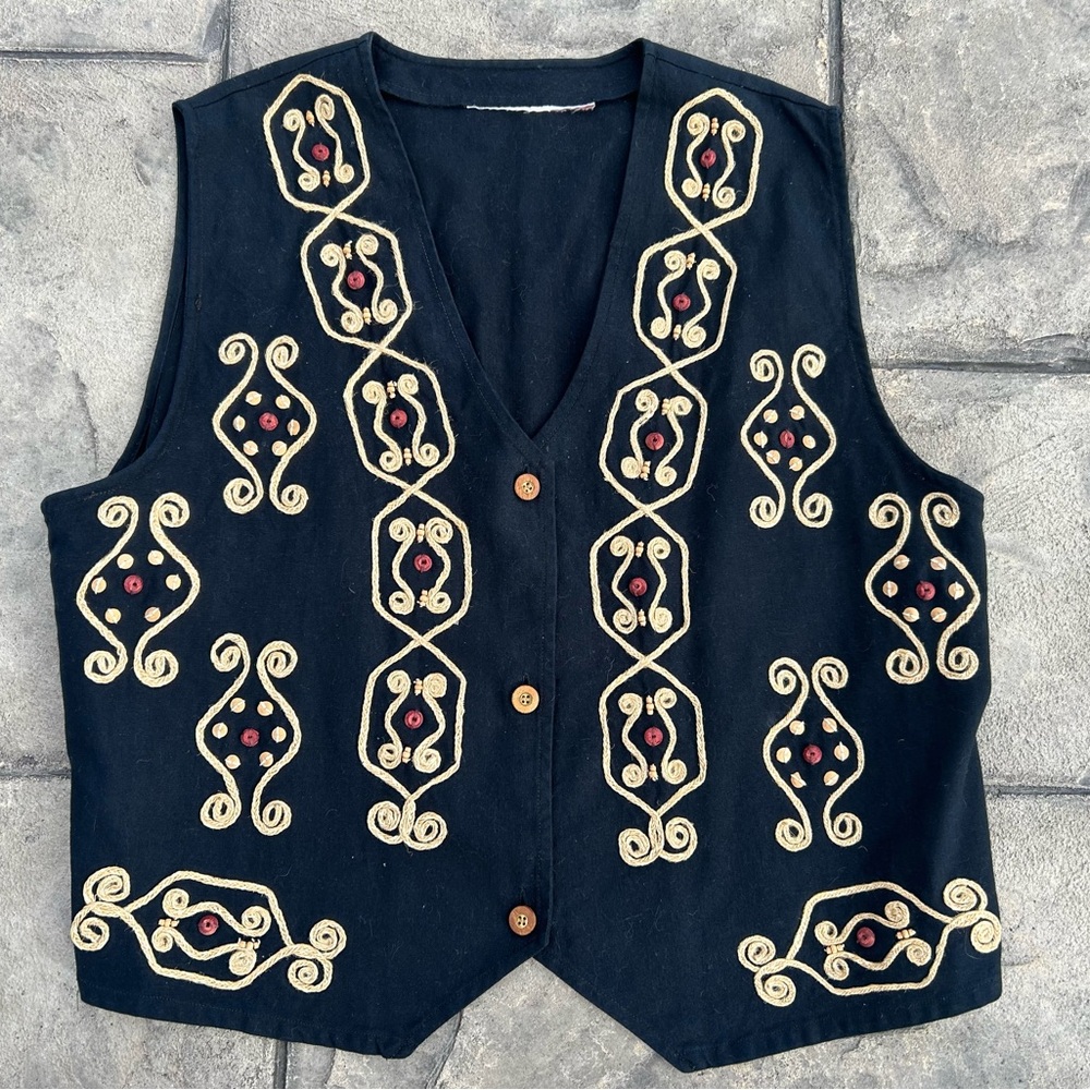 Vintage black linen vest macrame beaded wooden buttons boho art to wear XL